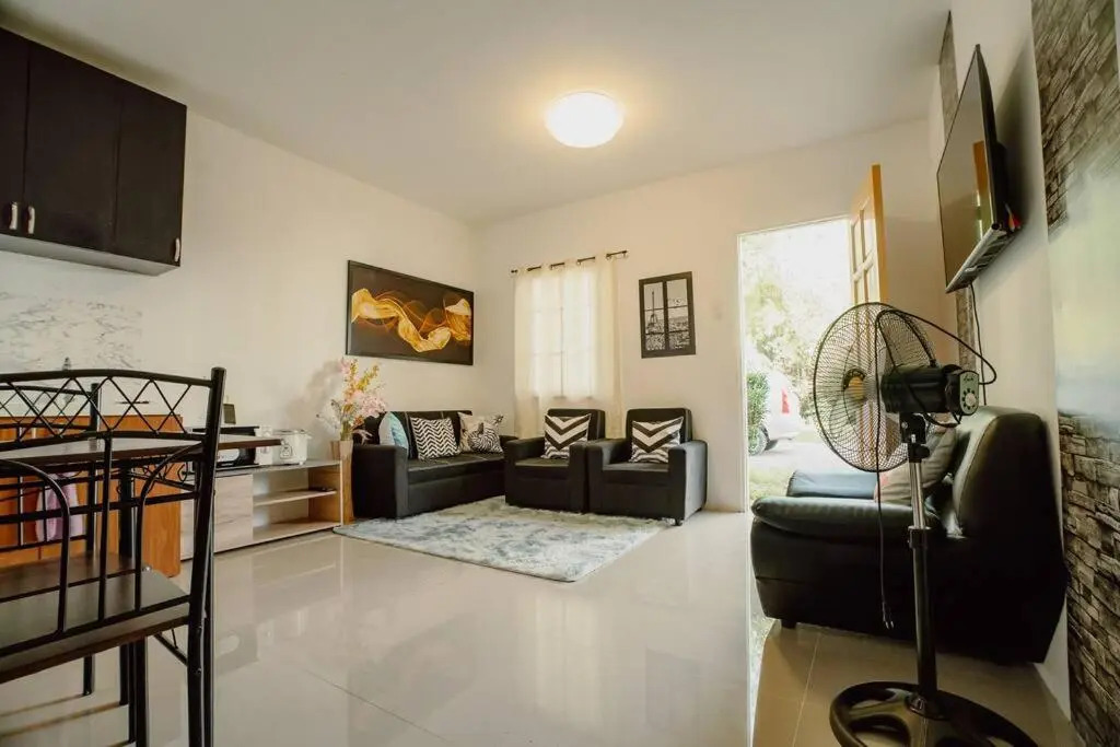 Beautiful 2-Bedroom Townhouse in Panglao Island