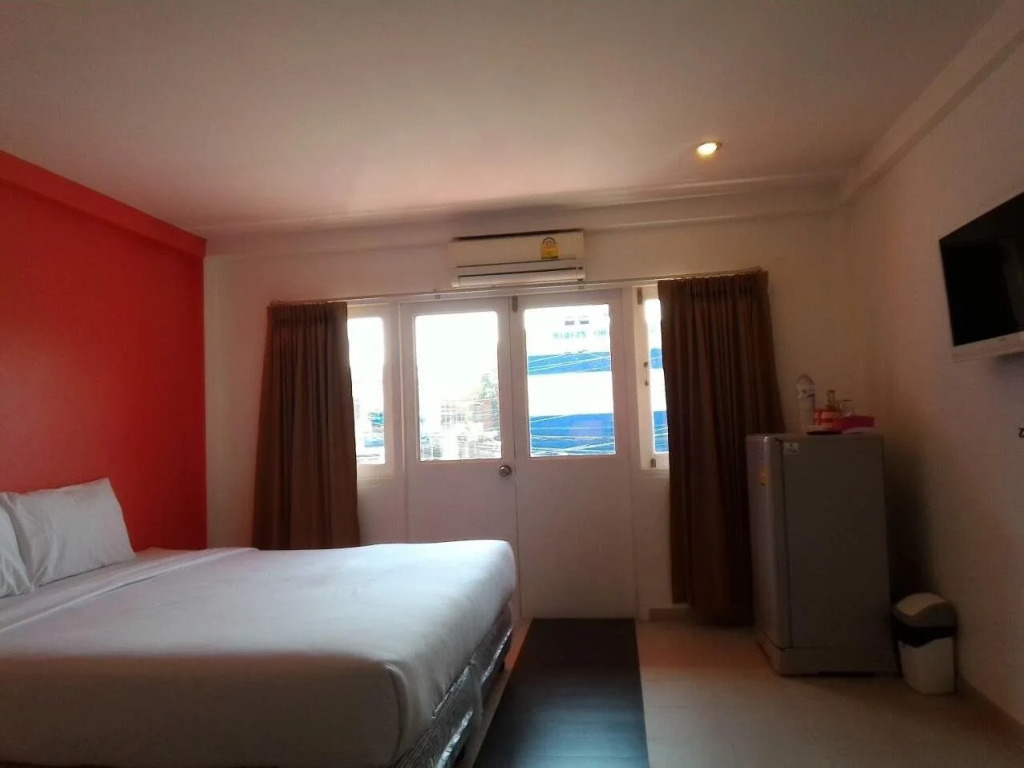 Blue Moon Huahin