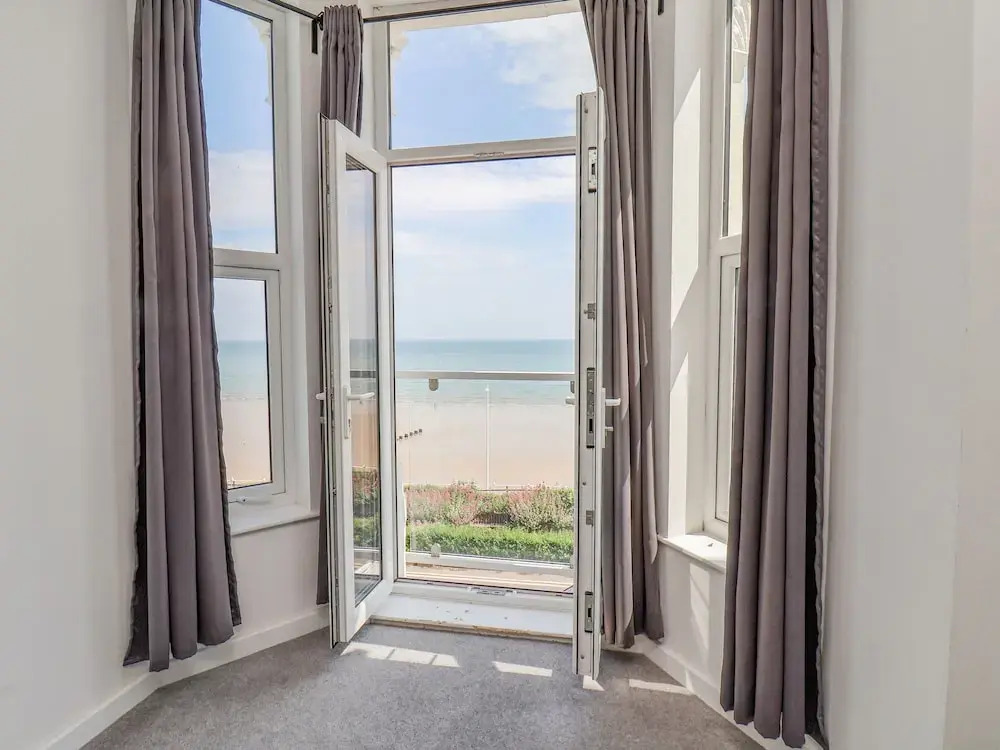 4 Seaview @ Bridlington Bay