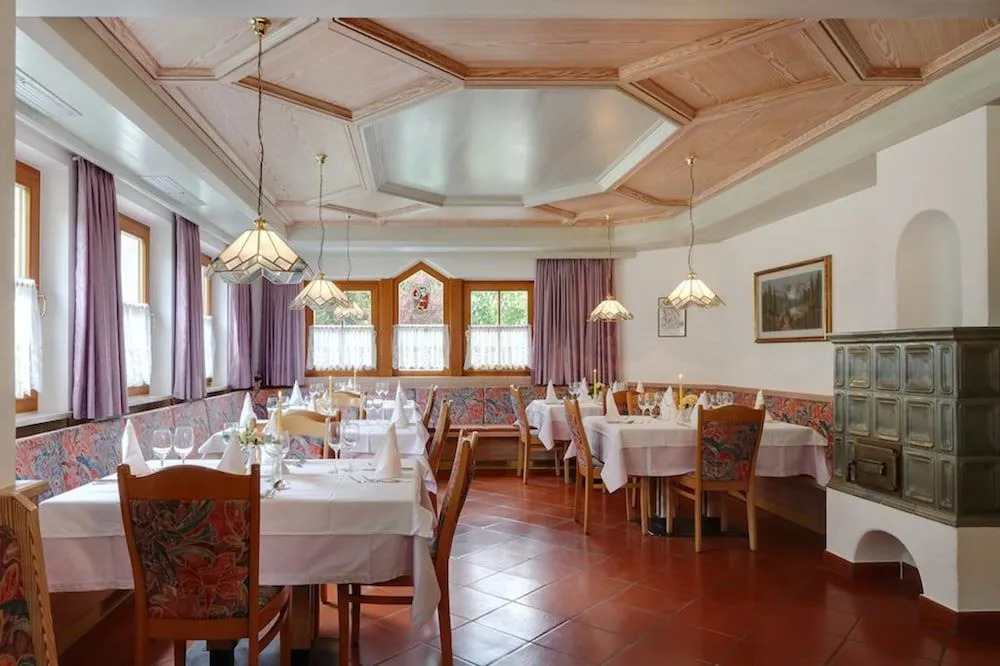 Alpin Stile Hotel