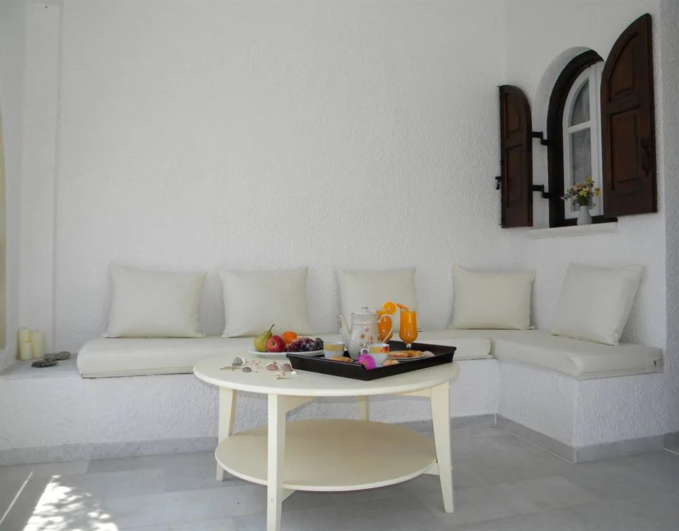 Villa Faros small hotel and restaurant