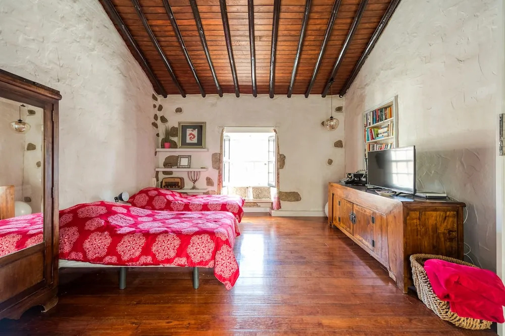 La Casona Roja
