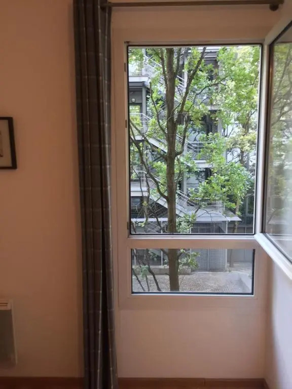 Appart 2 Pieces 50M2 Courbevoie / La Defense