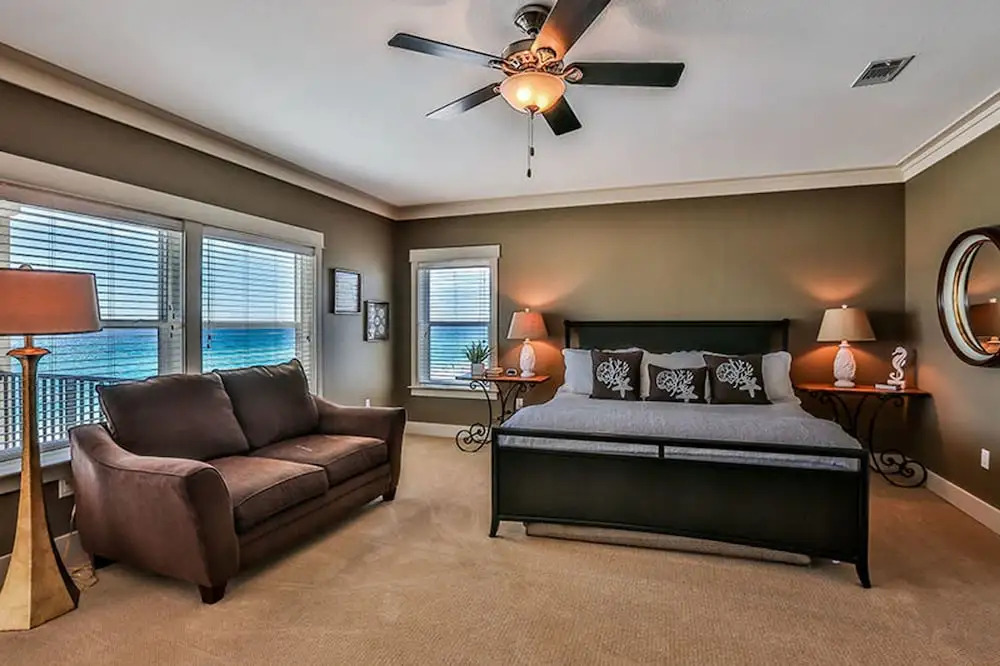 Las Olas by Five Star Properties