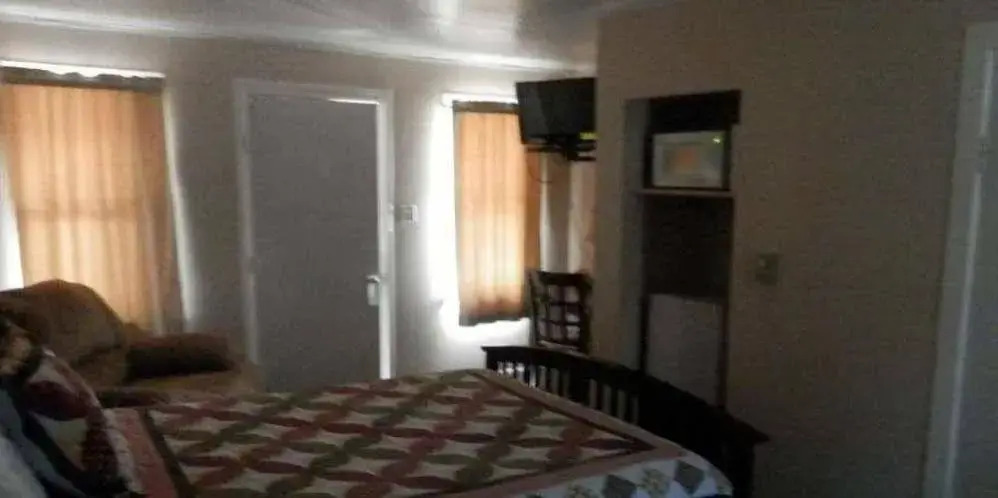 WestWard Motel