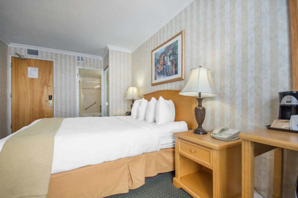 Quality Inn Downtown Inner Harbour