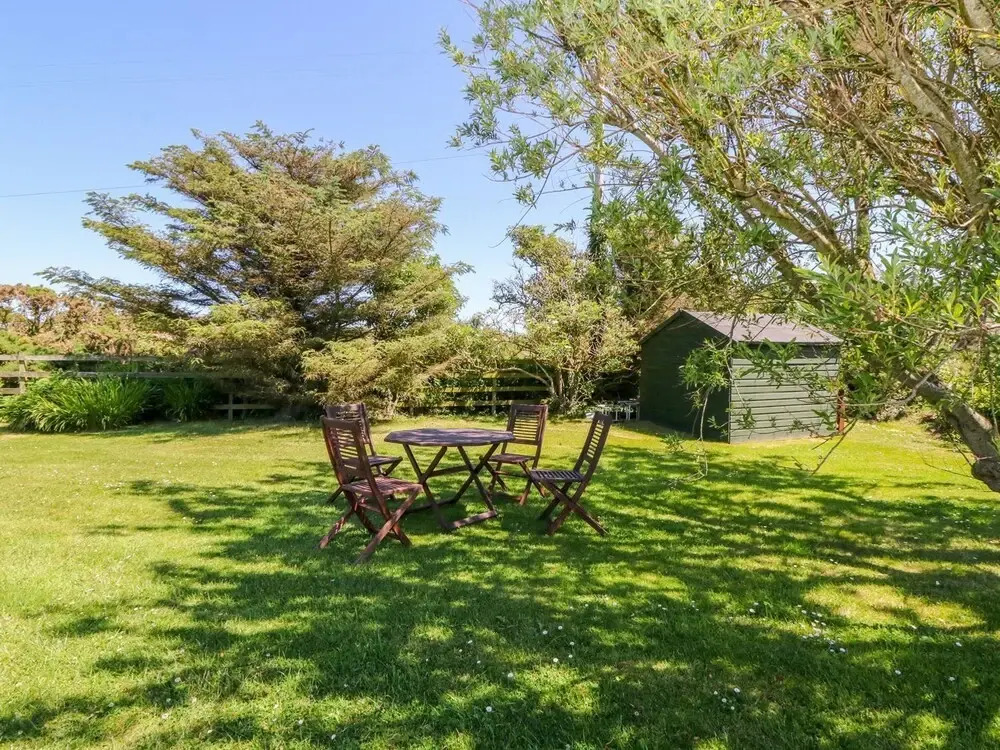 Charming 2 Bed House Near Rhoscolyn,discounts FOR