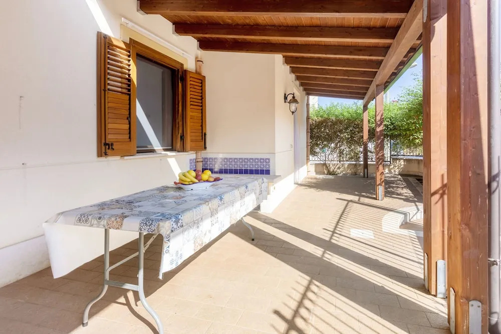 GuestHost - Countryside Sicily House