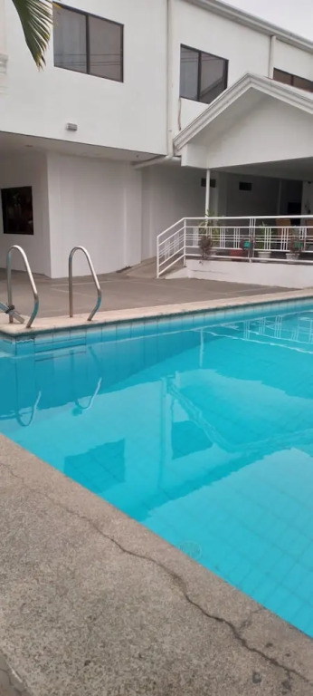 Platinum Hotel