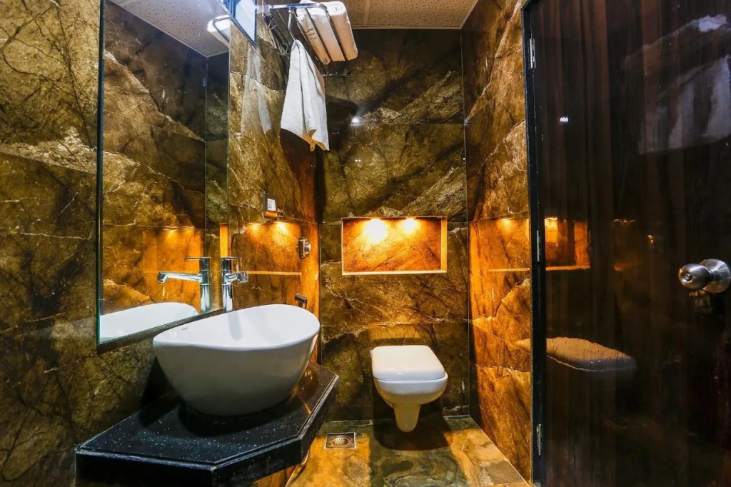 FabHotel Prime Grand