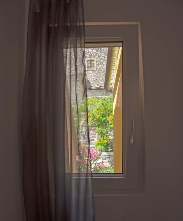Mediterranean terrace apartment with Bikes & SUP