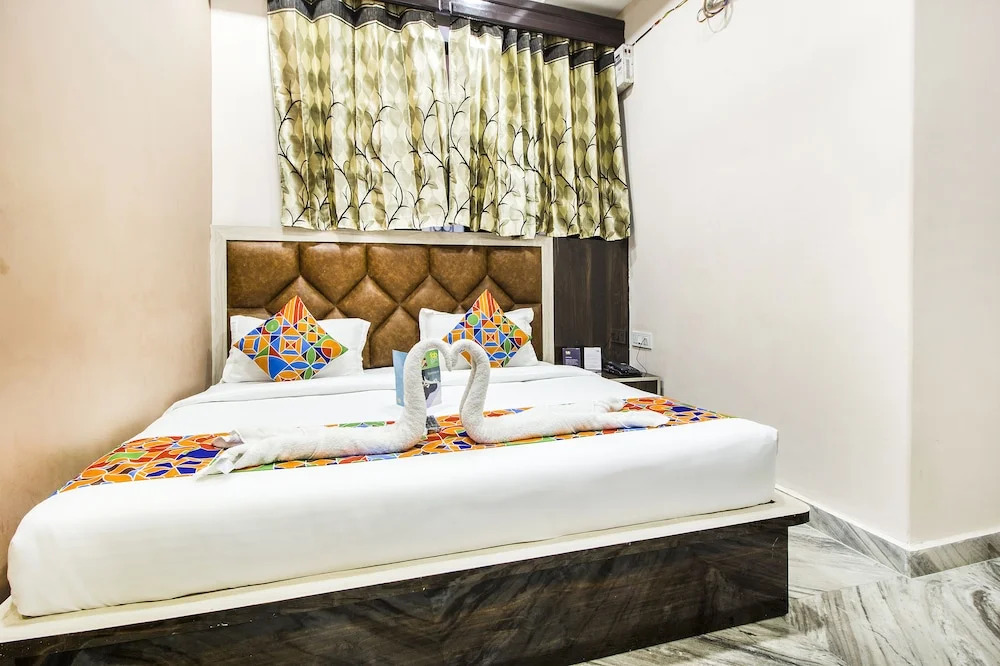 FabHotel Sant Homestay Golden Temple