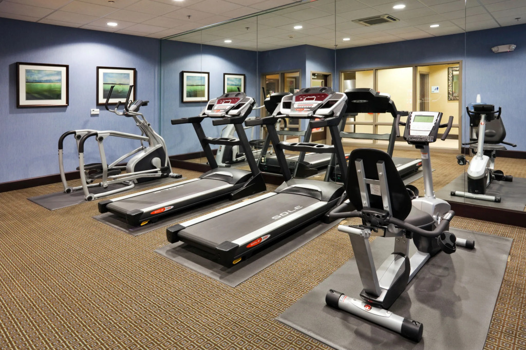 Holiday Inn Express Hotel & Suites Opelika Auburn by IHG