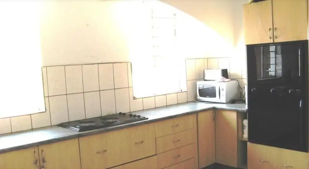 Fourways Backpackers Lodge