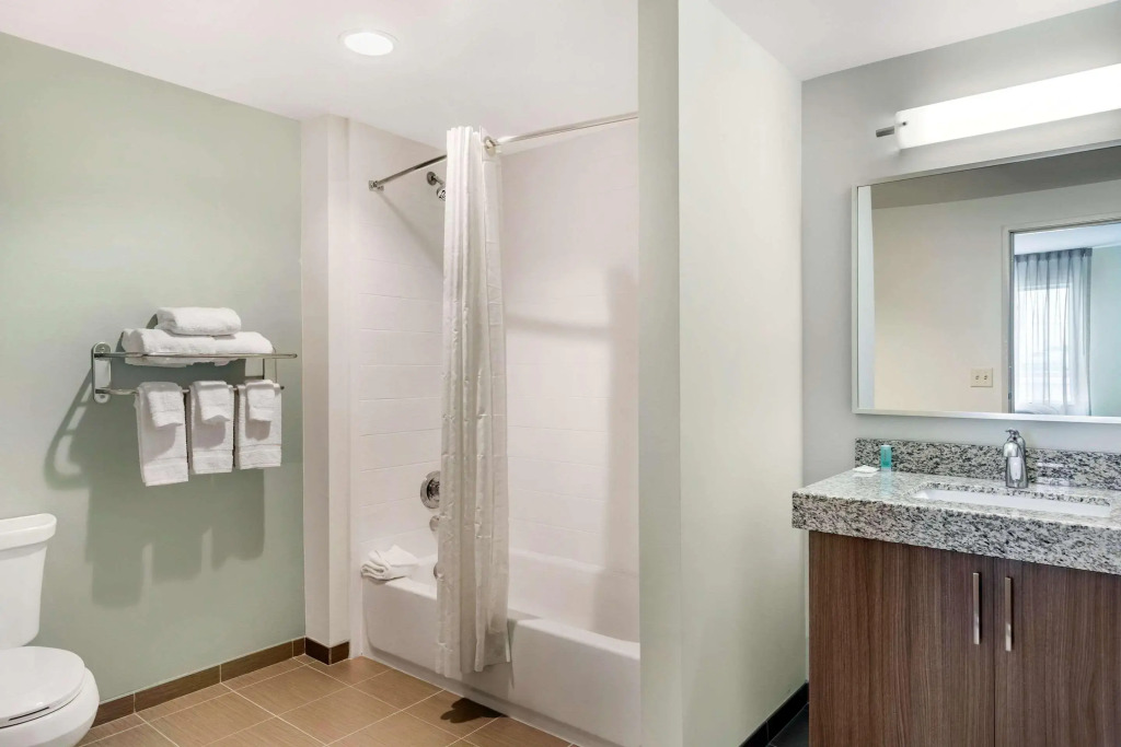 MainStay Suites Lancaster Dallas South