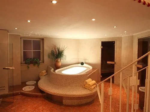 Aktiv Hotel Zur Rose am Brenner
