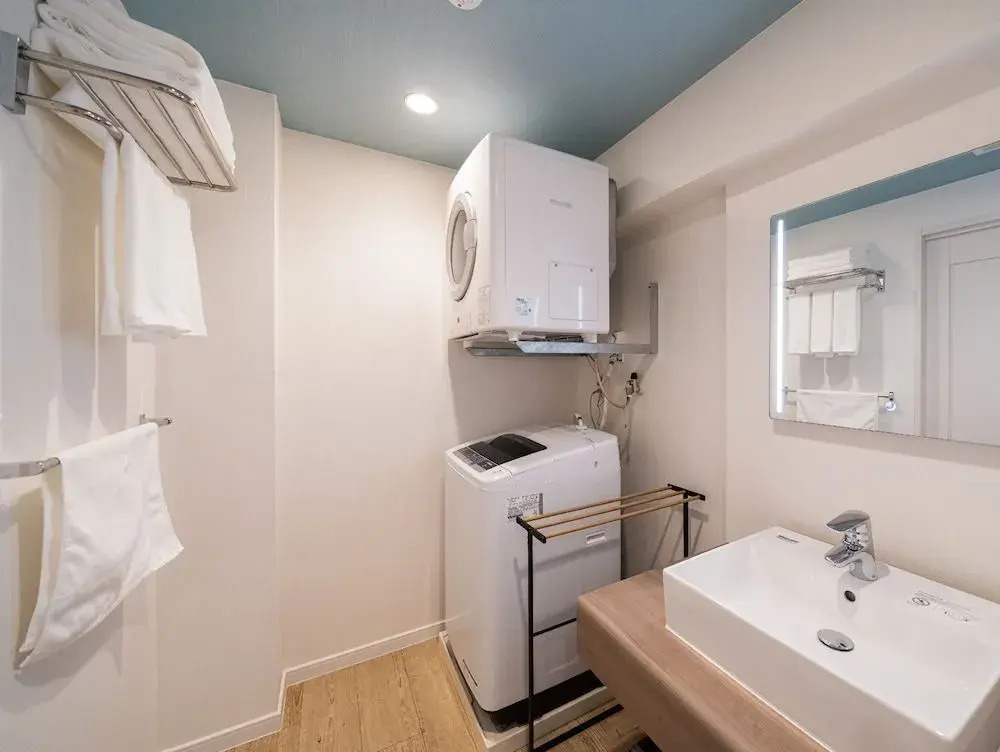 Aqua Palace Chatan by Coldio Premium