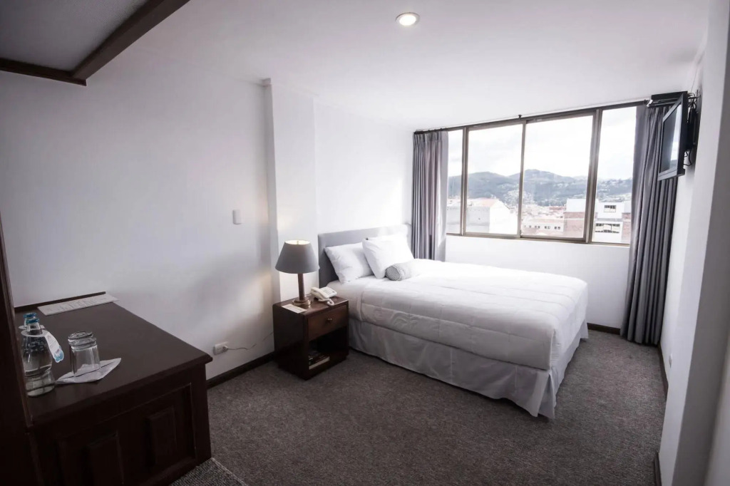 Hotel Presidente by NASS