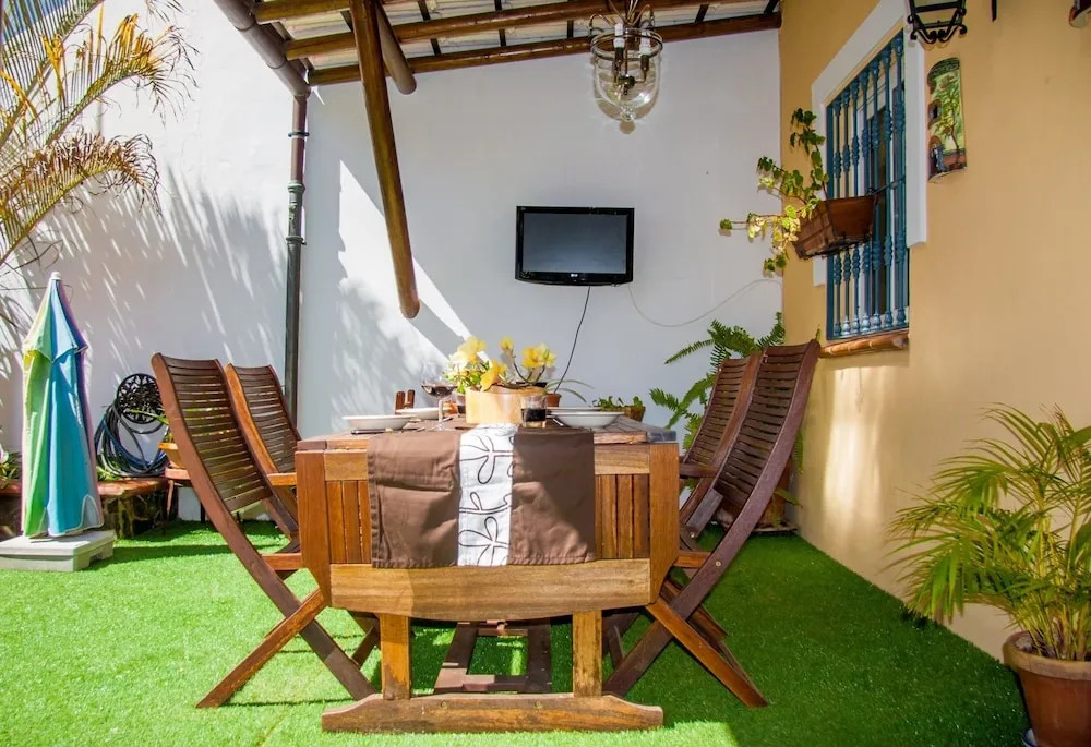 Villa Mirto Canovas Nerja