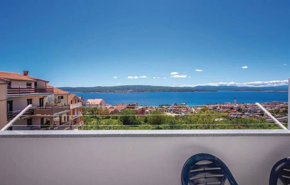 Beautiful Apartment in Crikvenica With Wifi and 1 Bedrooms