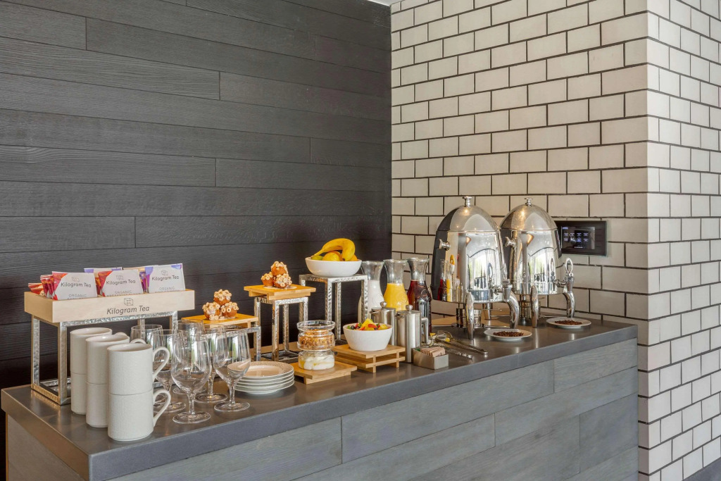 Cambria Hotel Boston Downtown - Seaport