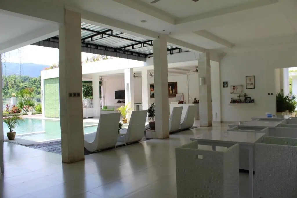 Villa Putih
