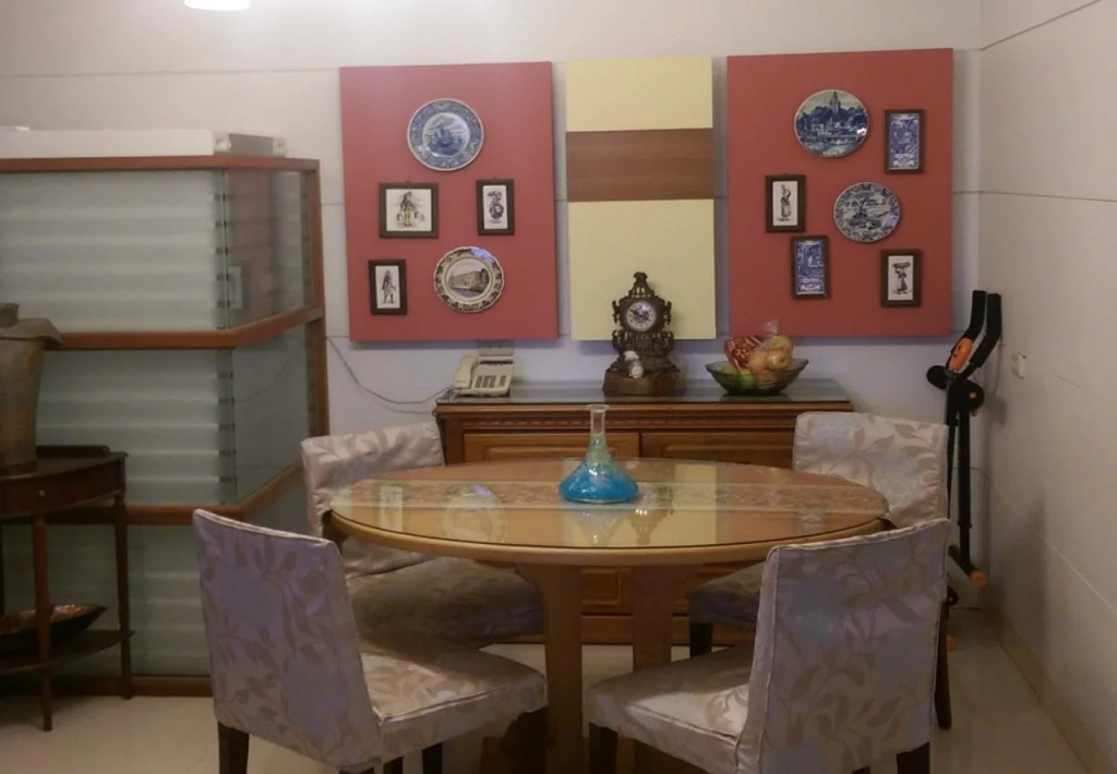 Four Seasons B & B