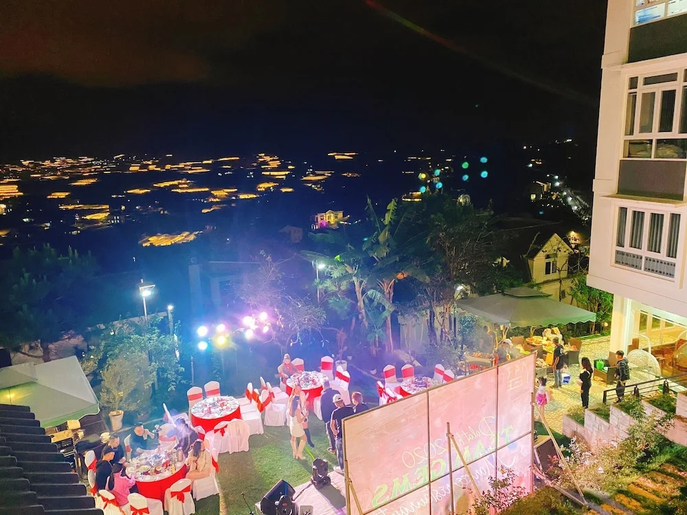 Dallas Hotel Dalat