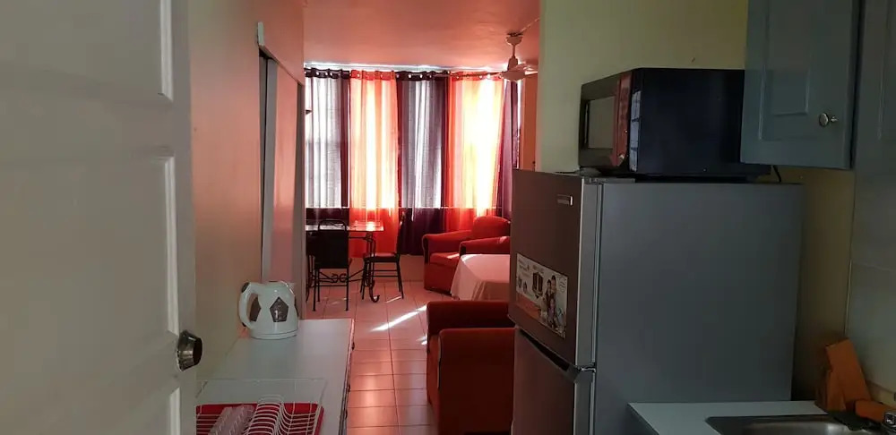 Comfortable Suite 1