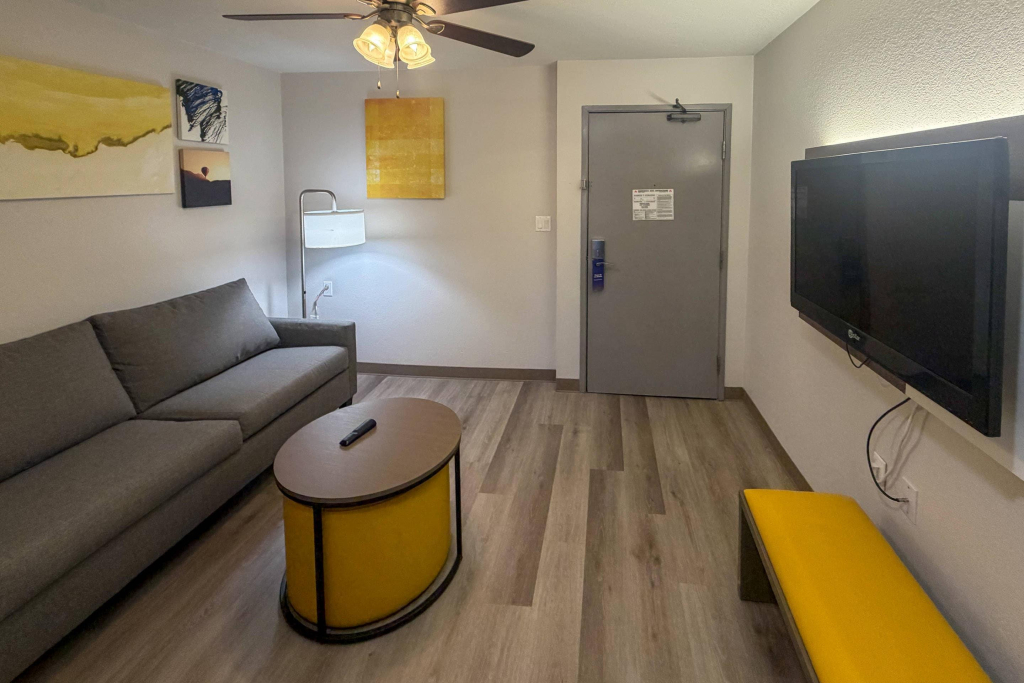 Comfort Suites Albuquerque-North Journal Center