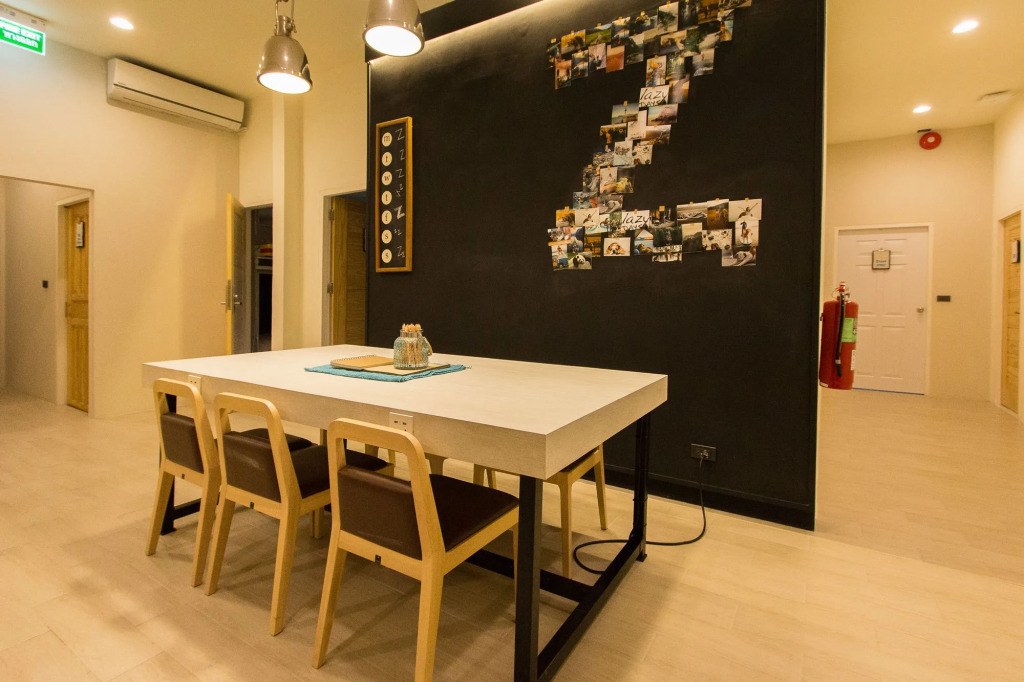 Lazy Sunday hostel