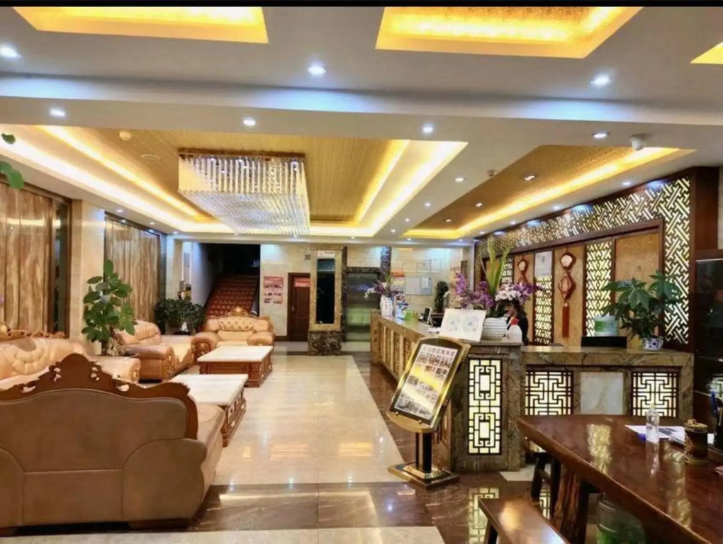 Longyue Hotel