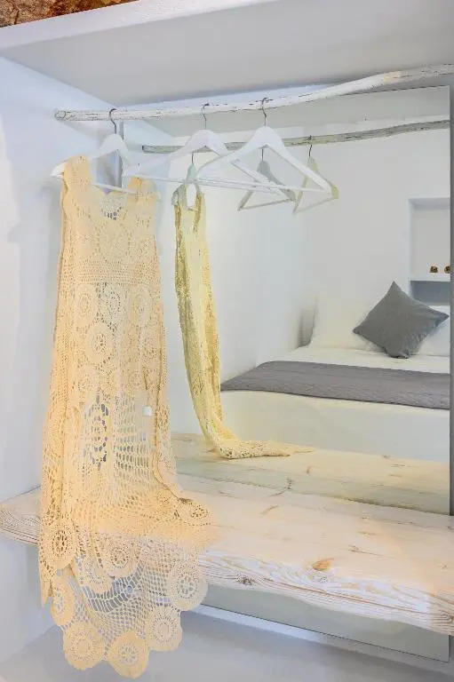 Milinon Suites