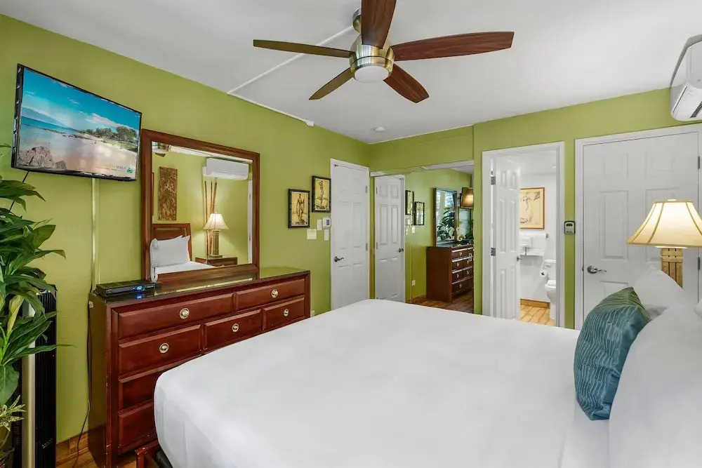 Discover Kamaole Sands 3-101 - Premium Ground Floor Renovation, Split AC, Wi-fi