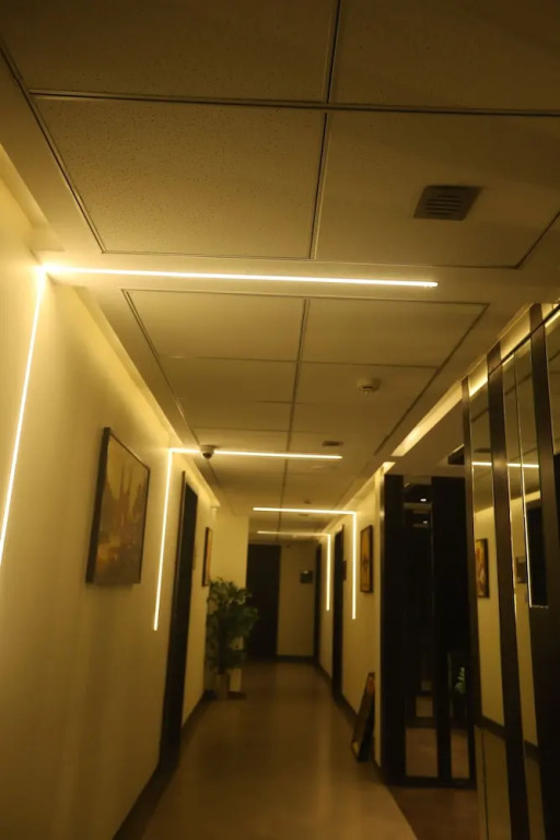 Hotel White Cloud