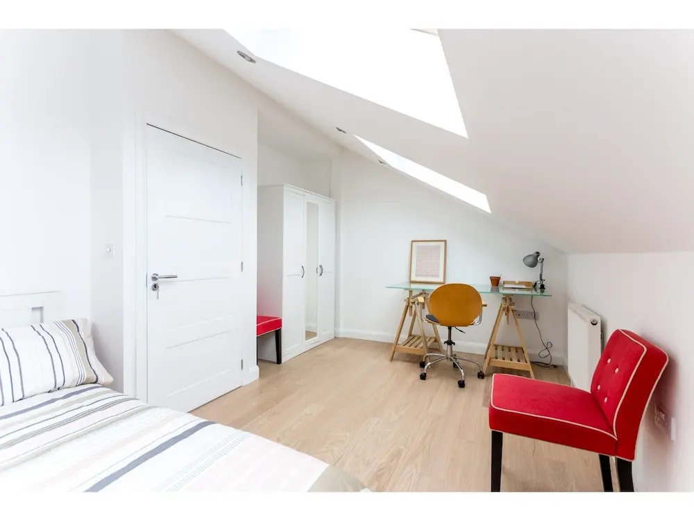 Charming Brand new House in Cambridge - Sleeps 6