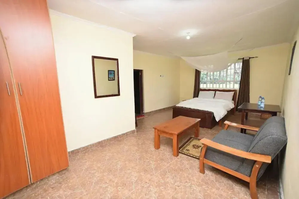 Waikiki Guest House Kiminini