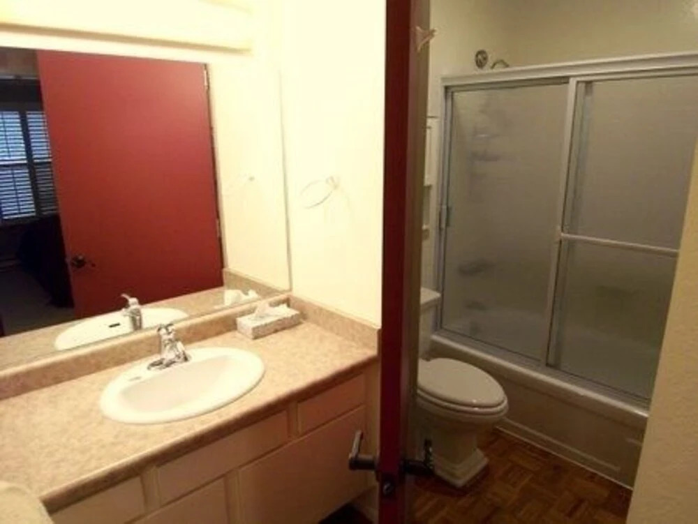 154 Premium Condominium 2 Bedrooms 2 Bathrooms Condo