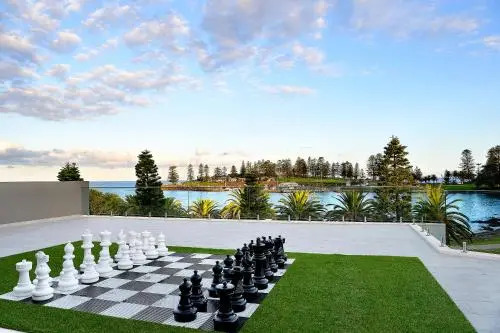 Belle Vue- Penthouse at Black Beach