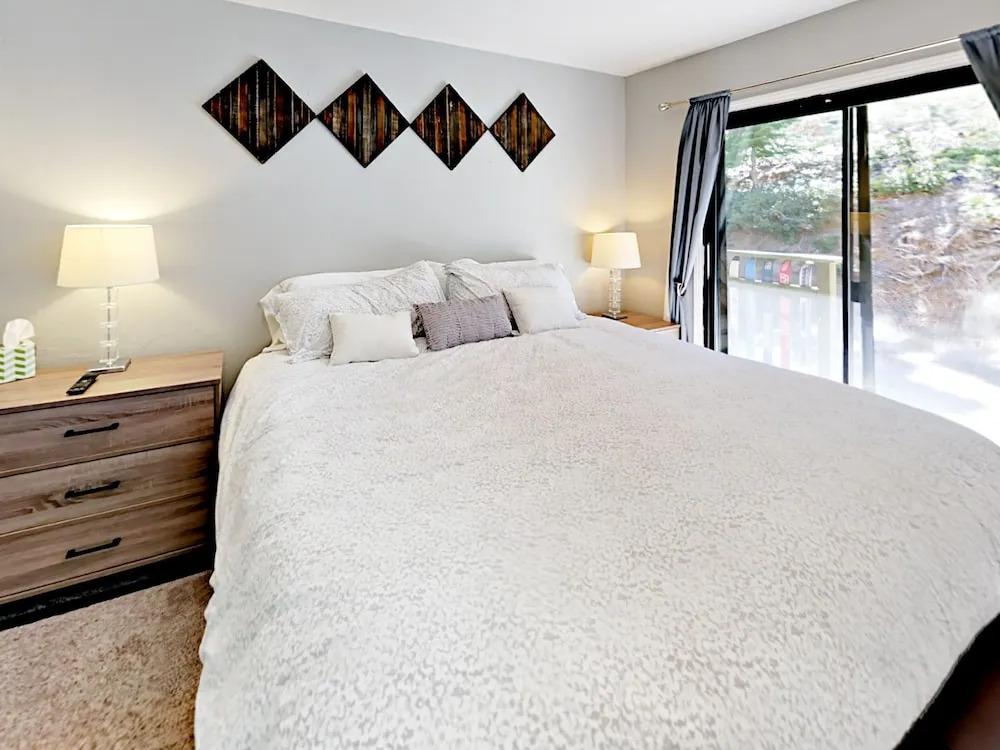 Stagecoach Chairlift Unit A 2 Bedrooms 1.5 Bathroom Condo