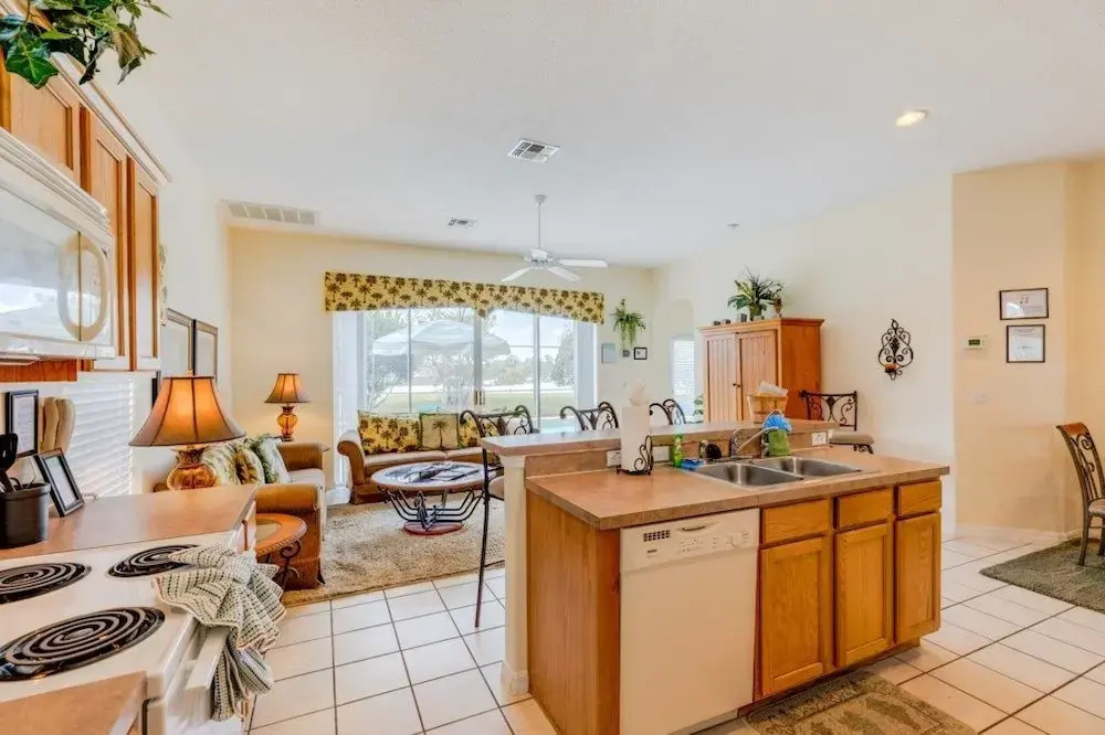 5BR Pool Home in Glenbrook by SHV-1907