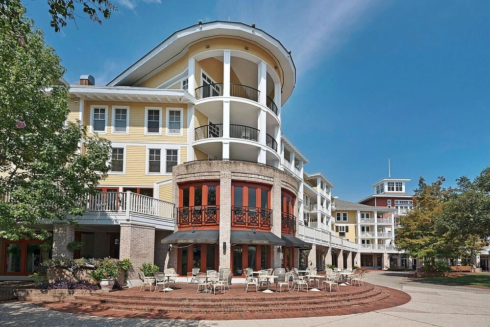 Sandestin Market Street