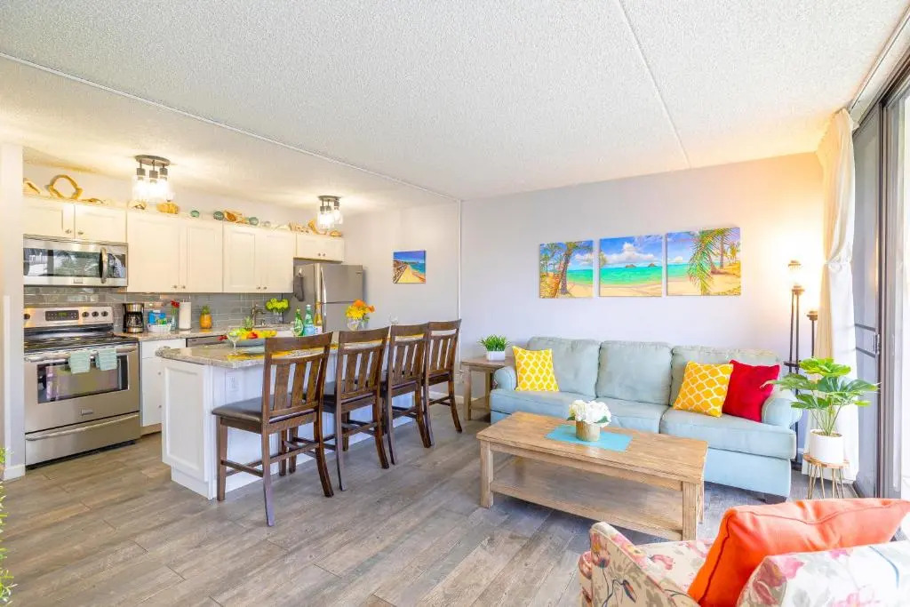 Beautiful 7th Floor with Partial Ocean Views | 1 Block to Beach | Free Parking & WIFI