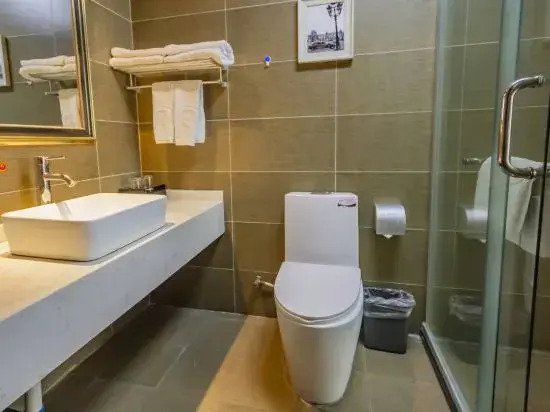 Qinyuan Zhixuan Hot Spring Hotel