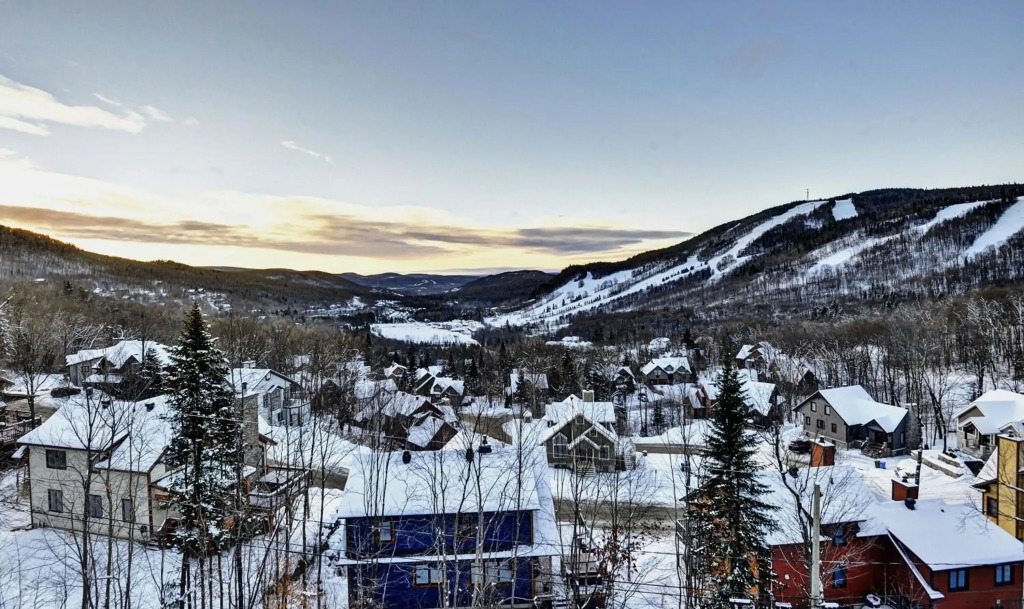 Blanc 24 - Les Chalets Alpins, Stoneham