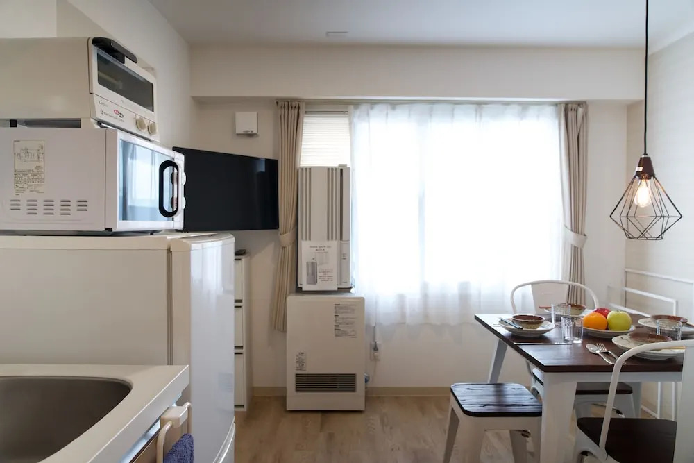 F24 302 Premium Suite 1Ldk With Parking
