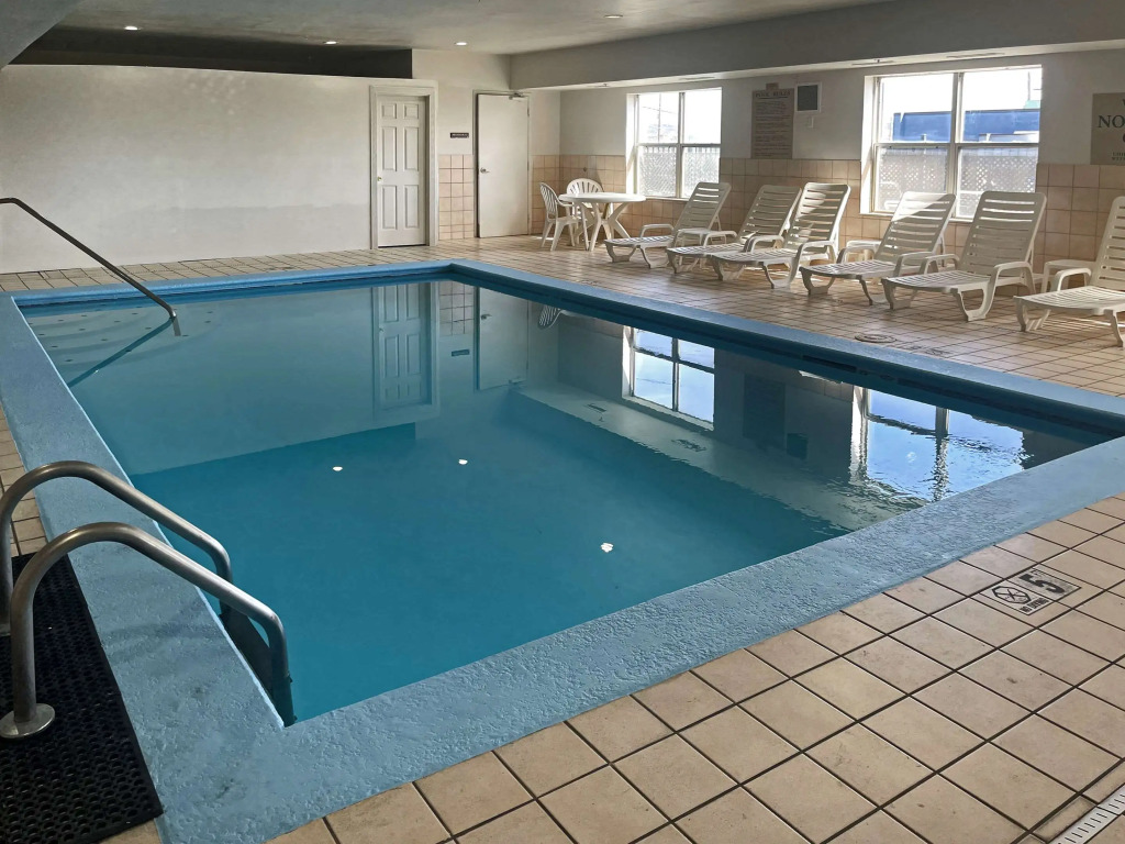 Quality Inn & Suites Cincinnati Sharonville