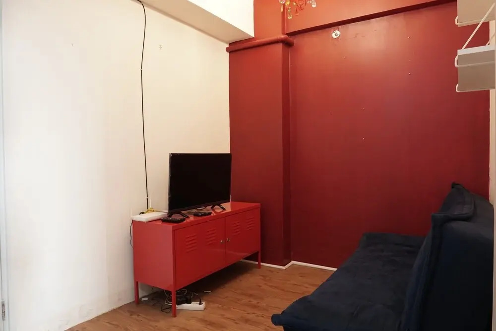 Cozy And Functional 1br Green Pramuka Apartment