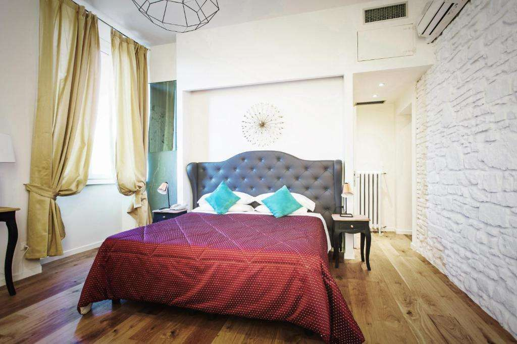 Hotel St. James