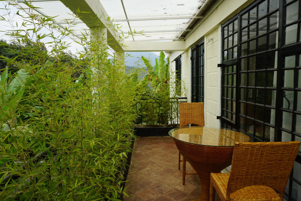 Lightness Boarding House